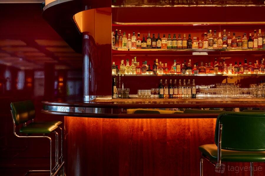 Town Bar